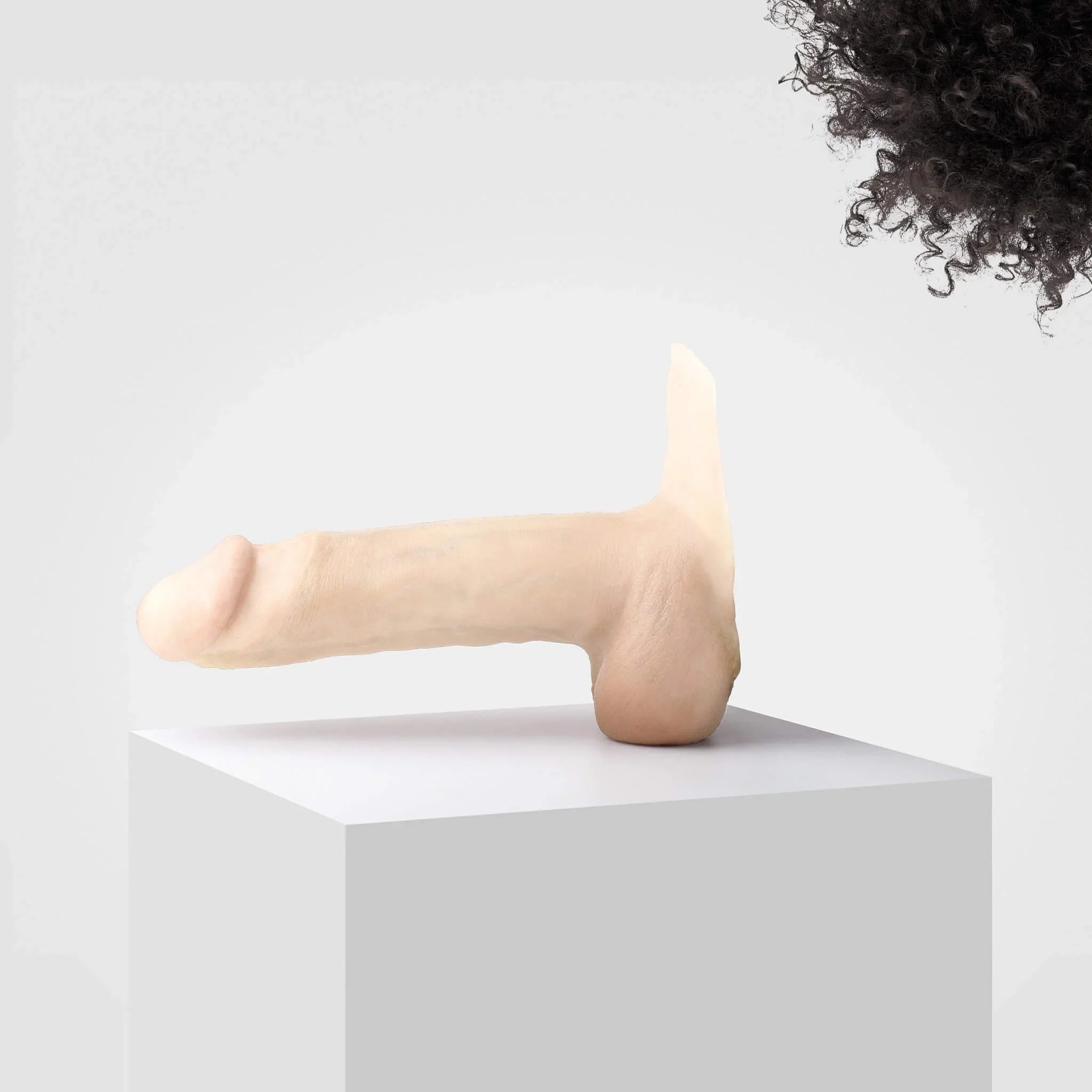 Emisil ER12 | Large Realistic FTM Pack & Play Model