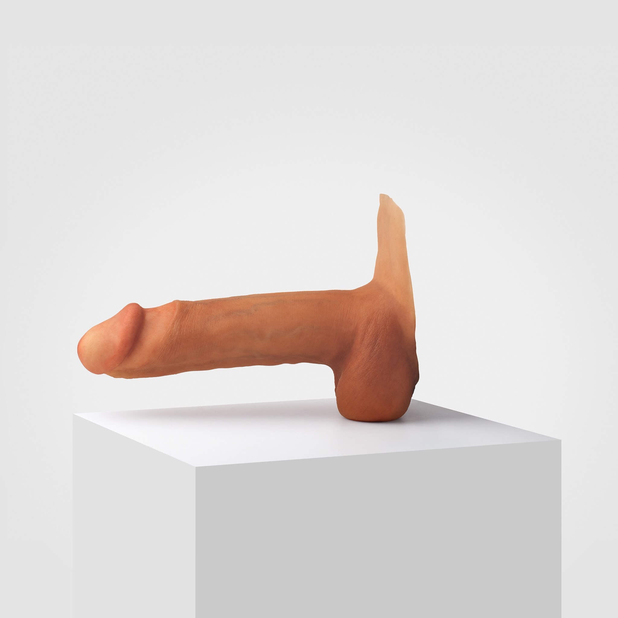 Emisil ER12 | Large Realistic FTM Pack & Play Model — S12