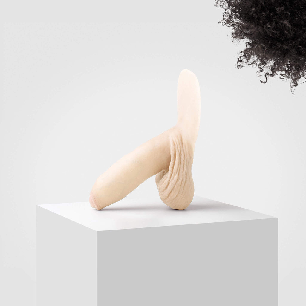 Emisil FL11 | Realistic Uncut FTM Packing Model
