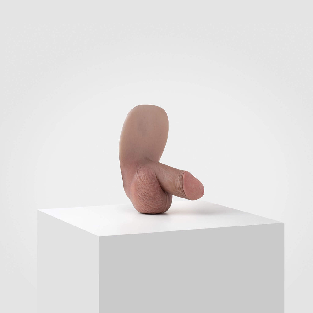 Emisil FL04 | Discreet Soft FTM Packing Model